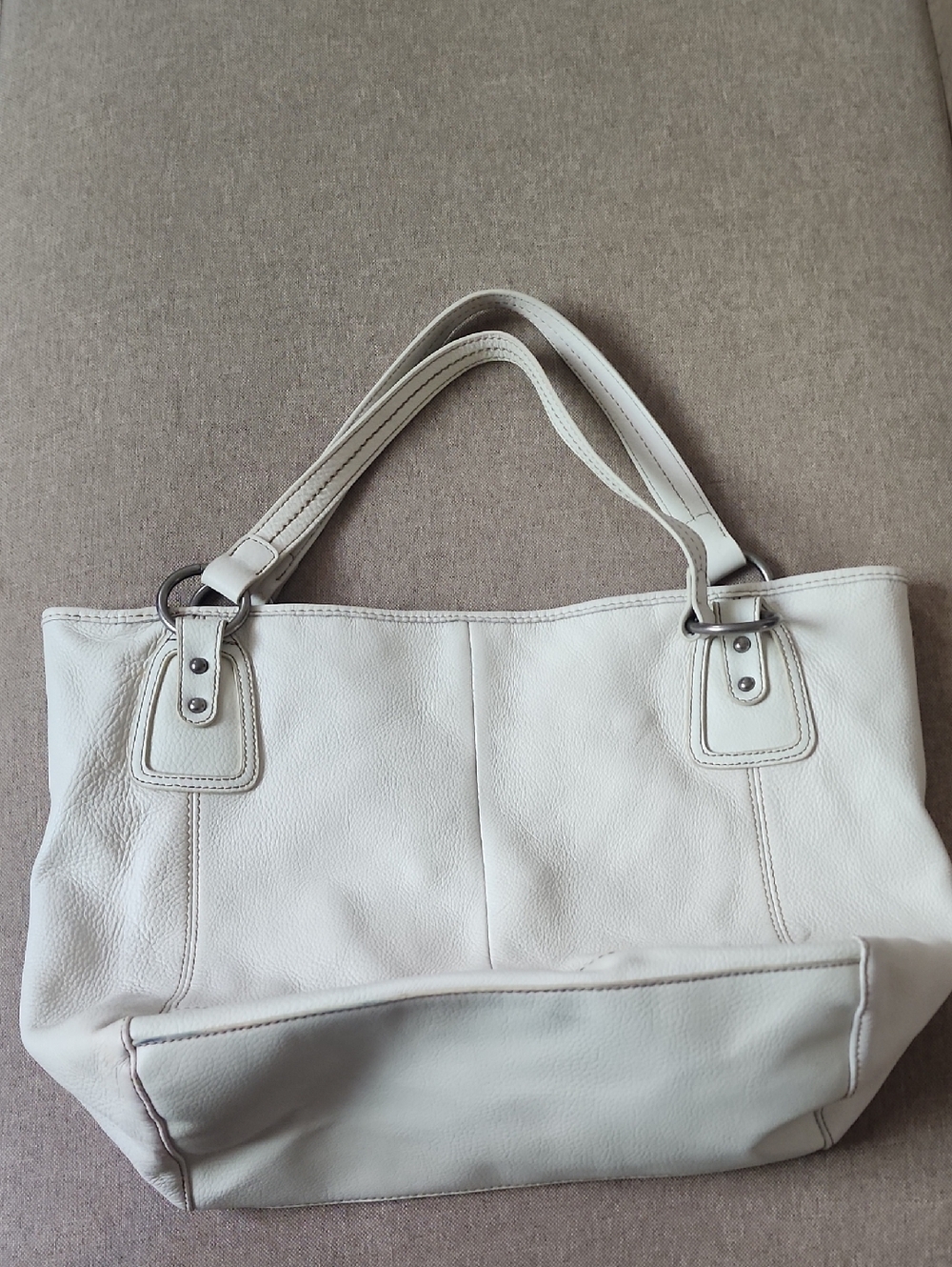The Sak White/ Creamy Leather Double-Handle Tote